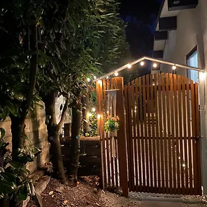 Hudson Homes Bed & Breakfast